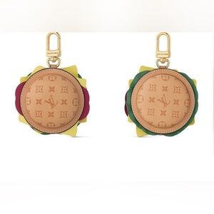 Burger-Inspired Coin Pouch